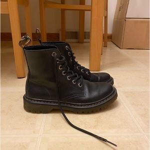 Women’s Dr. Martens